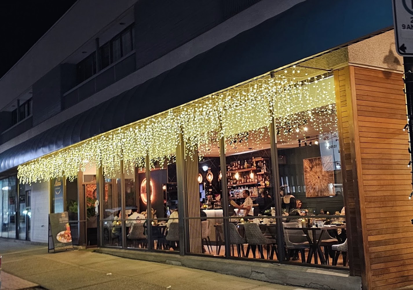Miraas Restaurant & Bar